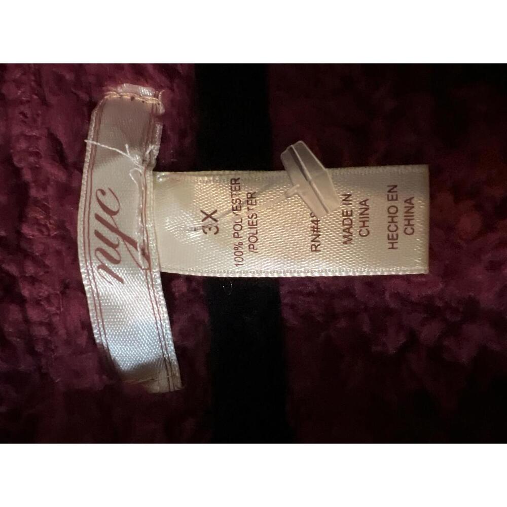 NYC Women's Plush Zip-Up Hoodie Jacket, Size 2X & 3X - Picture 5 of 5